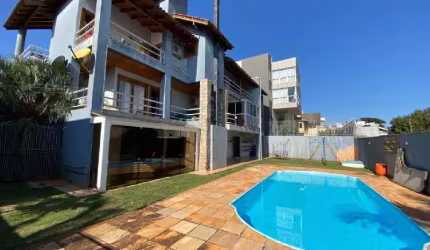 Casa com 3 quartos à venda na Das Flores, 50, Maria Goretti, Chapecó por R$ 2.650.000