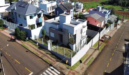 Casa com 3 quartos à venda na Ivan Feuerschuette Bertaso esq.  Kasulo, 394-D, Seminário, Chapecó por R$ 1.600.000