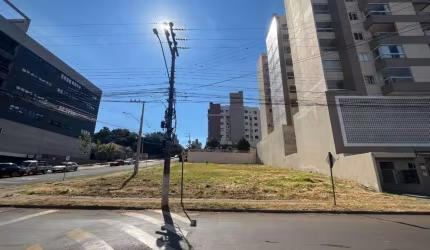 Terreno comercial para alugar na Marechal Floriano Peixoto, Jardim Itália, Chapecó por R$ 2.840