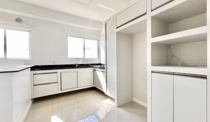 Apartamento com 2 quartos para alugar na Rua Jardim Europa, 570, Santa Maria, Chapecó por R$ 2.950