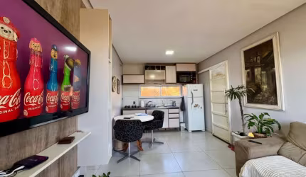 Casa com 2 quartos à venda na Altinir Festugatto, 42, Araras, Chapecó por R$ 325.000