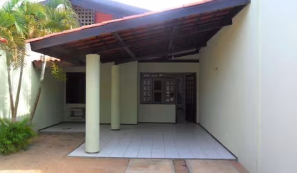 Casa com 3 quartos à venda na Rua Doutor Itamar Espíndola, Sapiranga, Fortaleza, 127 m2 por R$ 420.000