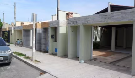 Casa com 3 quartos à venda na Rua Doutor Itamar Espíndola, Sapiranga, Fortaleza, 127 m2 por R$ 420.000