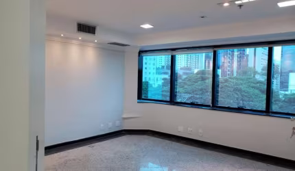 Esta sala tem 77m2 em Alphaville ideal para  coworking com metragem de 100 a 1000 metros quadrados