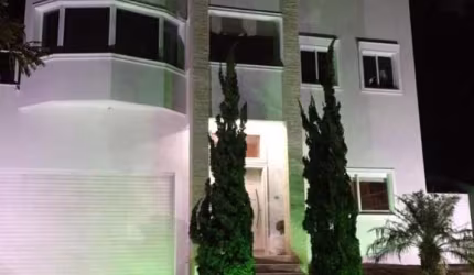 CASA EM ALPHAVILLE QUE ACEITA PERMUTA É SÓ AQUI TEMOS DIVERSAS OPÇÕES!!!
