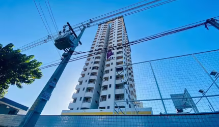 Apartamento Para Vender com 3 quartos 2 suítes no bairro Fátima em Fortaleza