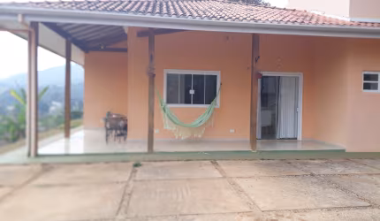 2500m2 com 2 casas