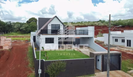 CASA COM TERRAÇO À VENDA, LOCALIZADA NO BAIRRO FRARON