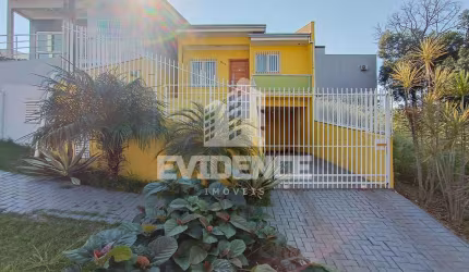CASA À VENDA SEMI MOBILIADA LOCALIZADA NO BAIRRO FRARON