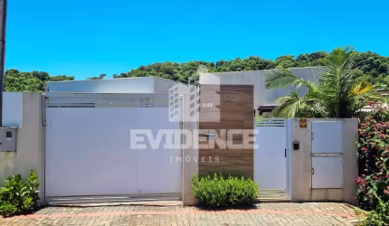 CASA À VENDA LOCALIZADA NO BAIRRO BONATTO