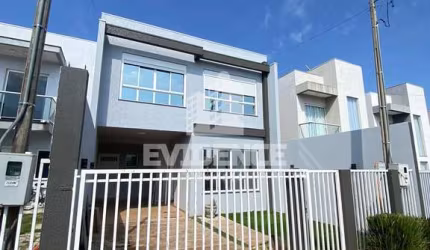 SOBRADO À VENDA LOCALIZADO NO BAIRRO FRARON