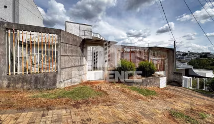 CASA À VENDA LOCALIZADA NO BAIRRO SÃO LUIZ