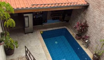Linda casa a venda, com 200m², com 3 quartos em Vila Campestre - São Paulo - SP