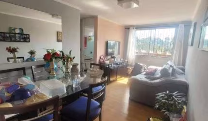 Apartamento à venda com 60m² e 2 quartos. Jardim Umuarama, SP.