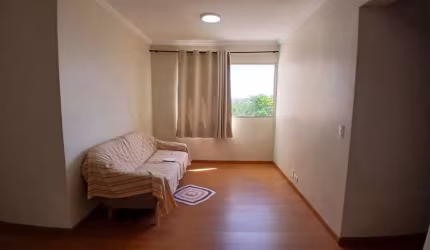 Socorro: Apartamento reformado para venda tem 73 m² com 3 quartos, garagem.