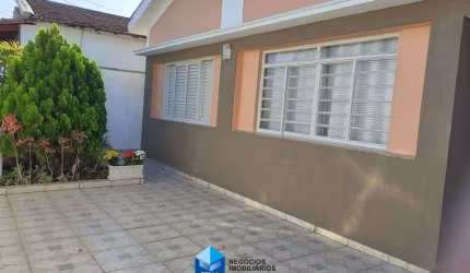 Casa à venda com edícula em Sumaré, Sp