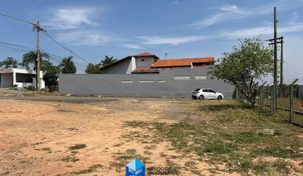 Terreno esquina 900 m² Jd. Novo Horizonte