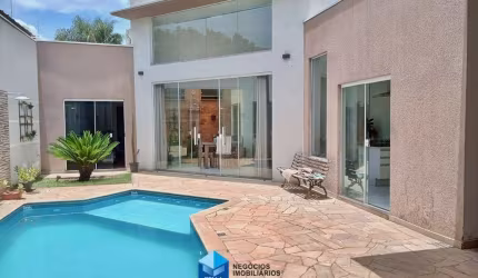 Casa com piscina à venda Jd. Ouro Verde em Limeira