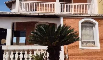Sobrado à venda próximo a Santa casa - Limeira