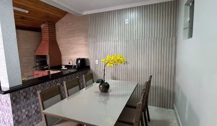 Casa à venda no Condomínio Alexandre Janoski