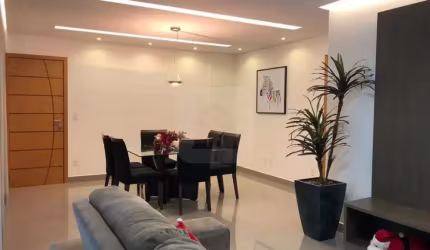 Apartamento à Venda no Bairro Saraiva