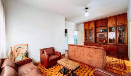 Prédio com Loja Comercial e Apartamento à venda no Bairro Martins