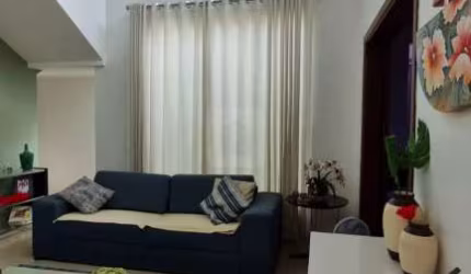 Casa Em Condomínio Fechado Para Venda Na Zona sul de Uberlândia.