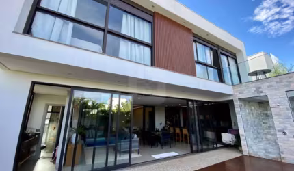 Casa Para Venda No Bairro Shopping Park