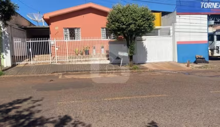 Casa à Venda