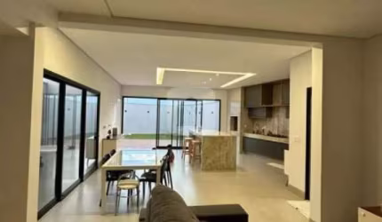 Casa para venda no Condomínio Raros