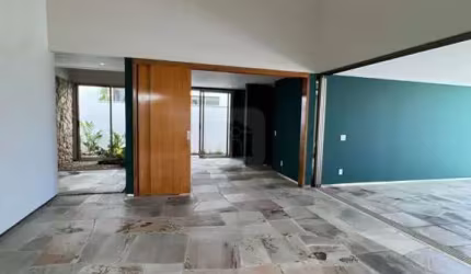 Casa à venda no Condomínio Jardins Gênova.