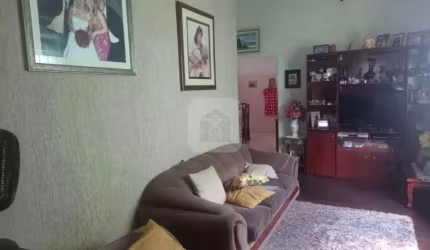 Casa para venda no bairro Osvaldo Rezende