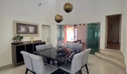 Casa de Alto Padrão para venda no bairro Sibipiruna em Araguari/MG