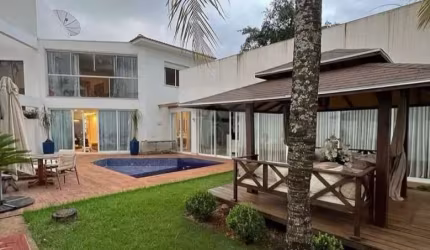 Sobrado Para Venda no Bairro Morada da Colina