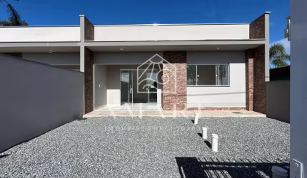 Casa com 2 quartos à venda na Praia do Ervino, São Francisco do Sul , 72 m2 por R$ 320.000