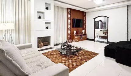 Casa dos sonhos à venda — Bom gosto, conforto e espaço para viver bem!