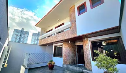 Casa 3 Dormitórios à Venda, 337 m² por R$ 960.000 - Jardim Piratininga - Sorocaba/SP
