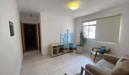 Vende-se apartamento no Gonzaga, Santos, com boa localização