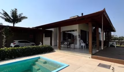 Casa com 3 quartos à venda no Linha Batista, Criciúma , 180 m2 por R$ 750.000