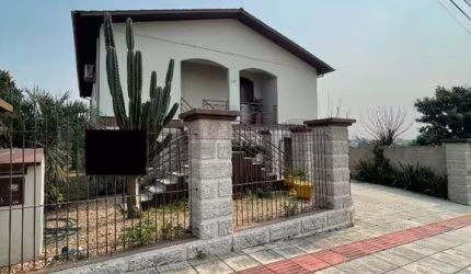 Casa Içara 3 dormitórios suíte