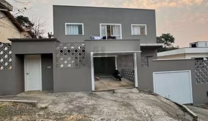 Casa 3 Quartos e 2 Suítes no Bairro Lote Seis ao lado do centro de Criciúma