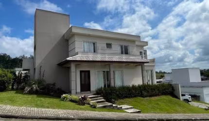 Casa em condomínio fechado em Criciuma