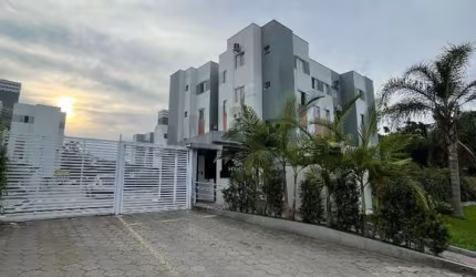 Apartamento mobiliado 3 dormitórios com Suíte Criciúma
