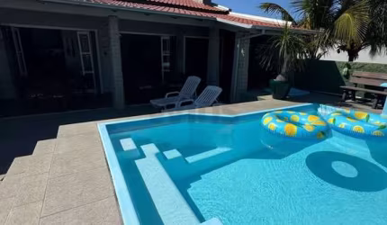 Casa no Rincão com Piscina
