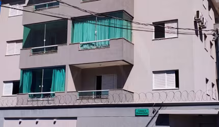 Excelente apto no Roosevelt 3º andar.