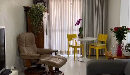 LINDO APARTAMENTO NA VILA GUMERCINDO - LINHA VERDE DO METRO
