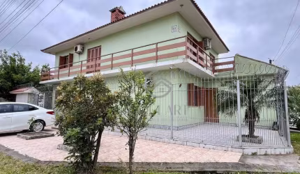 Casa ampla próximo a Av. Cidade de Lisboa no Fragata