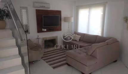 Excelente casa com 3 pisos no Recanto de Portugal