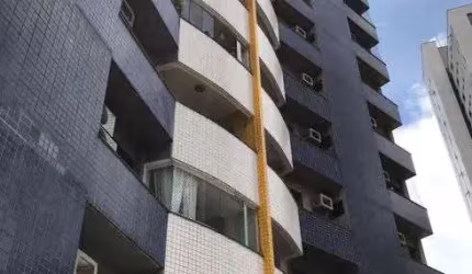 Imóvel para venda com 115 metros quadrados com 4 quartos em Cocó - Fortaleza - CE