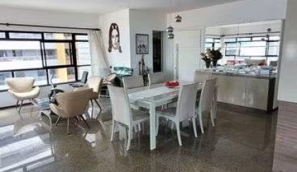 Apartamento para venda possui 200 metros quadrados com 3 quartos em Meireles - Fortaleza - CE